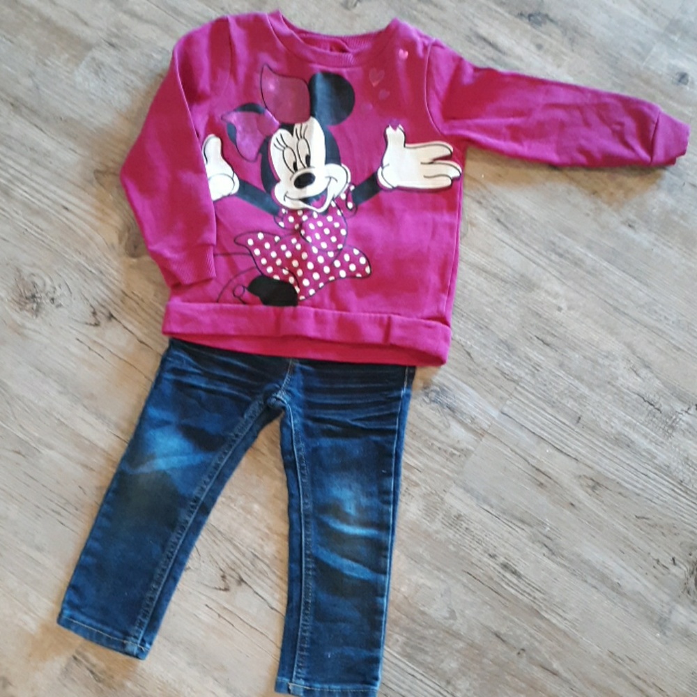 2T Minnie Outfit